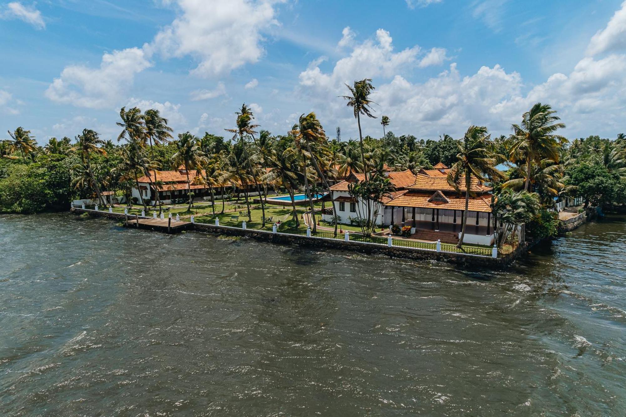 Cocobay Resort Kumarakom Exterior foto
